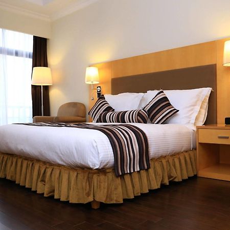 Отель Ramada Addis, Аддис-Абеба Экстерьер фото