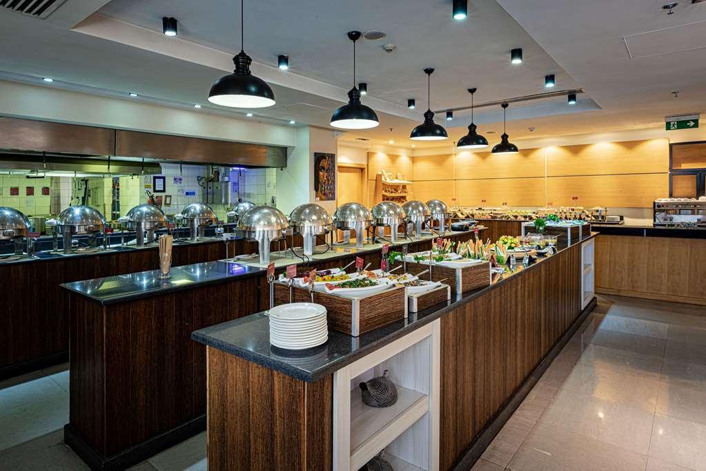 Отель Ramada Addis, Аддис-Абеба Ресторан фото