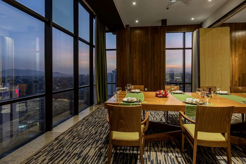 Отель Ramada Addis, Аддис-Абеба Ресторан фото